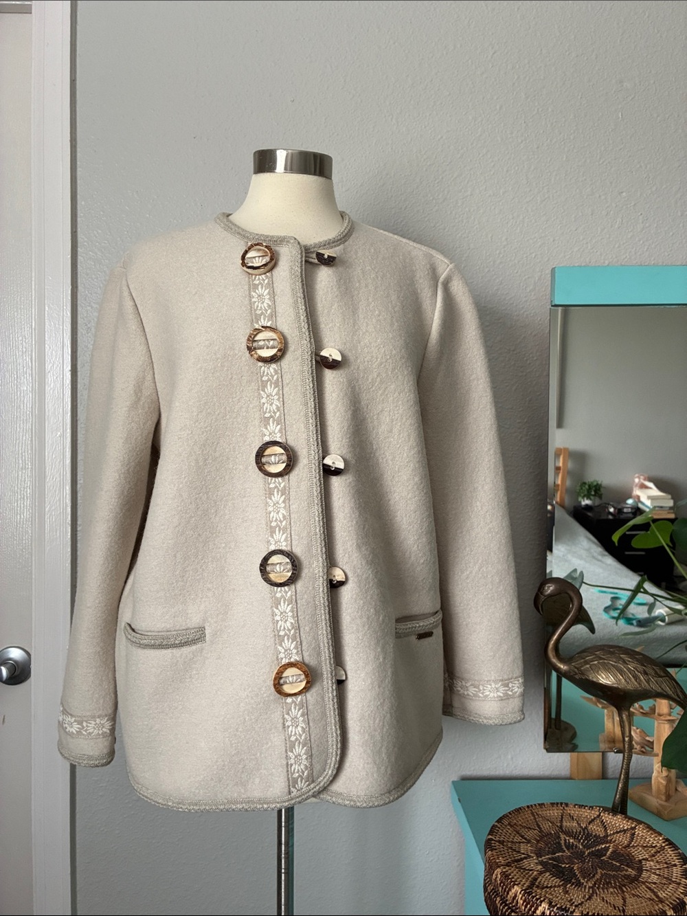 Vintage Geiger Cream Embroidered Wool Jacket Unique Buttons Medium Made Austria